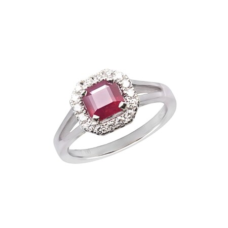 Bague en or blanc, rubis de Birmanie et diamants