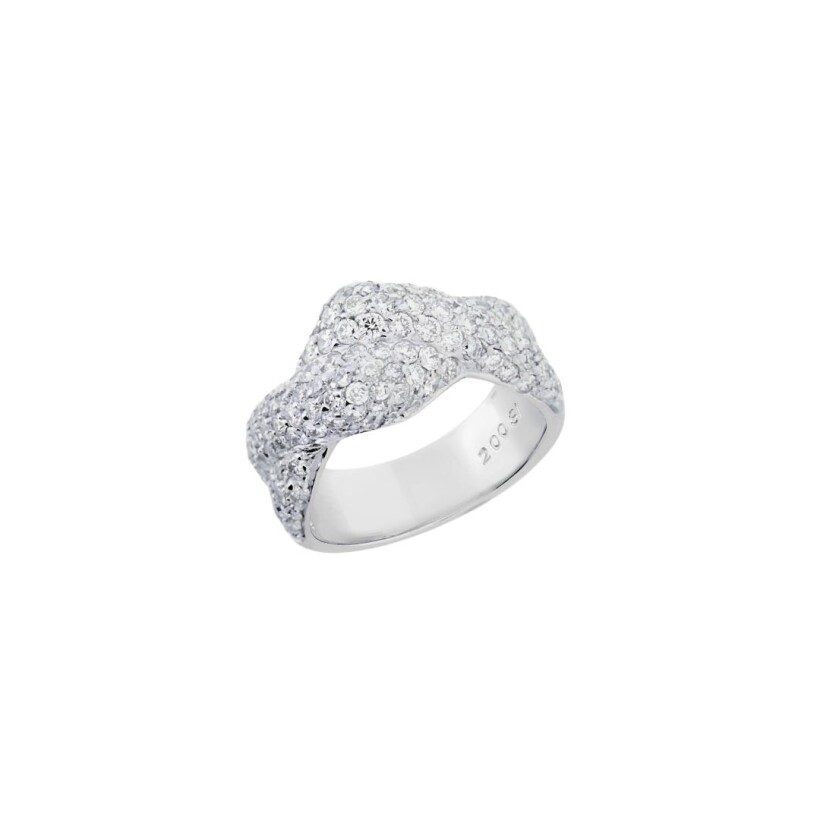 Bague en or blanc, pavage diamants 2ct