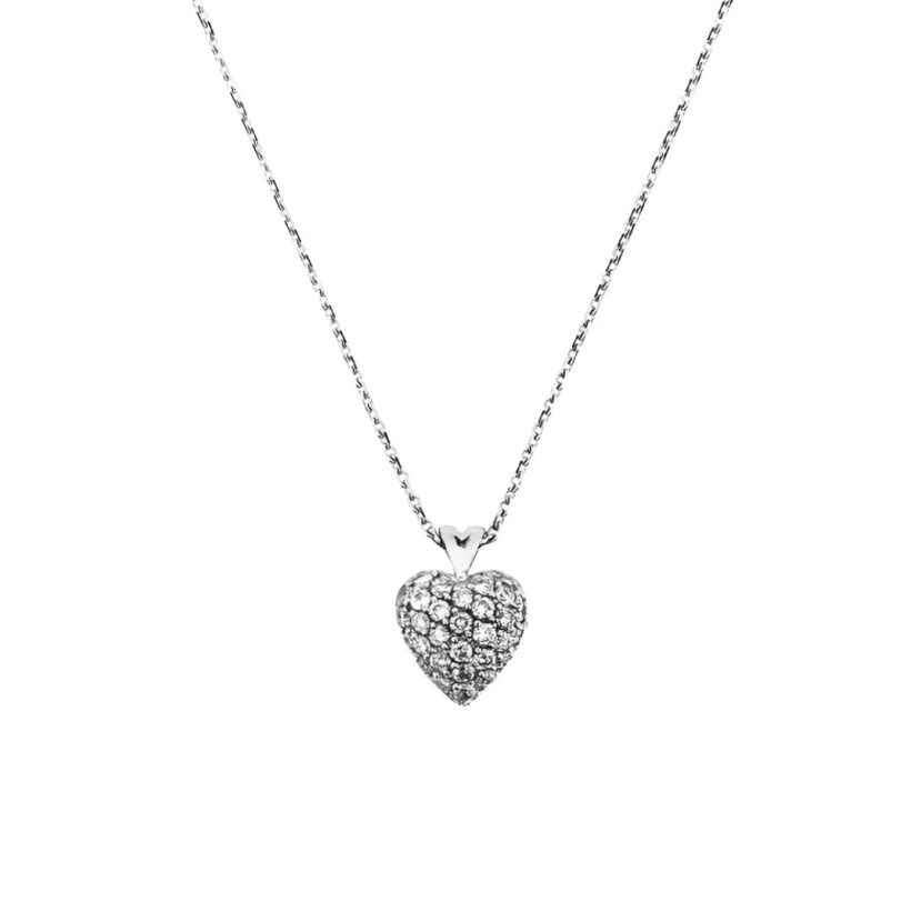 Collier en or blanc, pendentif coeur en diamants 0.47ct