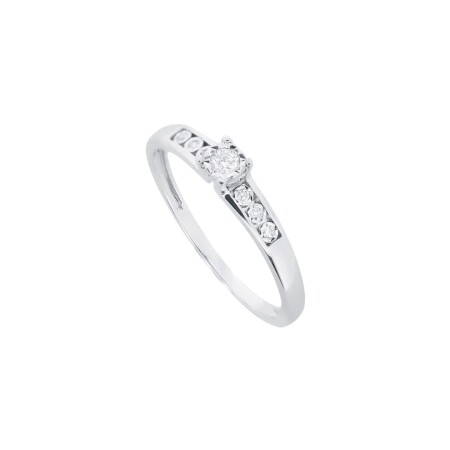 Bague en or blanc et diamants