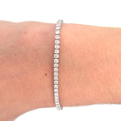 Rivière en Or blanc et diamants 2.65ct