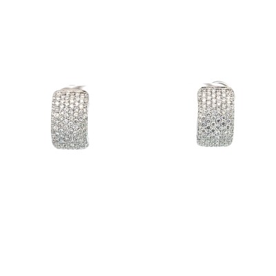 Boucles d'oreilles pavées en or blanc et diamants