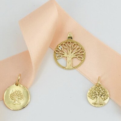 Médaille Mely Arbre de vie en or jaune 750 millièmes et diamant