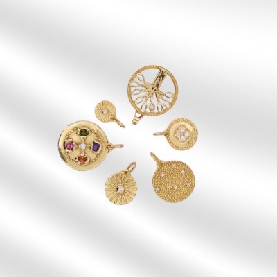 Médaille Mely en or jaune 750 millièmes, diamant et pierres fines