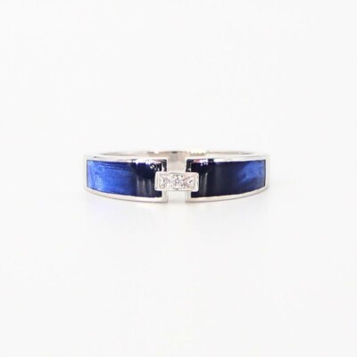 Bague Clozeau Hélèna en or blanc, résine bleu de Prusse et diamant