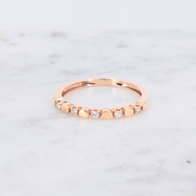 Bague alliance Clozeau en or rose et diamants