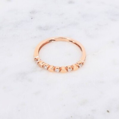 Bague alliance Clozeau en or rose et diamants