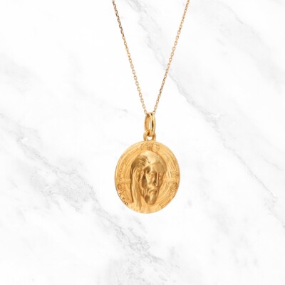 Médaille Christ Rédempteur Collection Lumière BECKER en or jaune 750 millièmes.