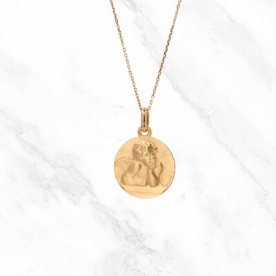 Médaille Ange Collection Lumière BECKER en or jaune 750 millièmes.