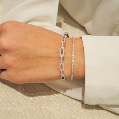 Bracelet Jonc Ligne Vendôme Collection Lumière or blanc 750 millièmes et diamants