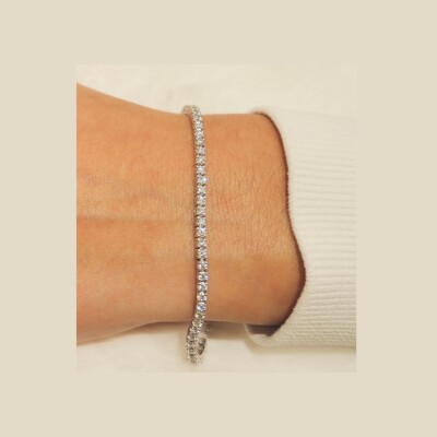 Bracelet Rivière de diamants Ligne Vendôme Collection Lumière or blanc 750 millièmes