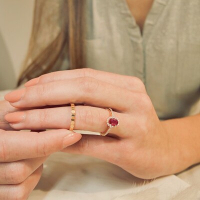 Bague Ligne Vendôme Collection Lumière or rose 750 millièmes, rubis et diamants
