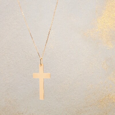 Croix Collection Lumière en or jaune 750 millièmes.