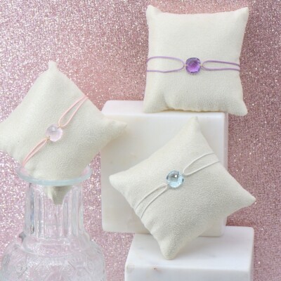 Bracelet cordon en or jaune et améthyste