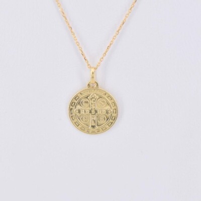 Médaille Saint-Benoît Collection Lumière en or jaune 750 millièmes