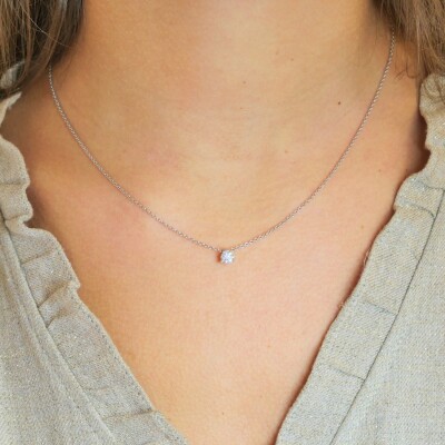 Collier Collection Poque Joaillier or blanc 750 millièmes et diamant 40 centièmes de carat