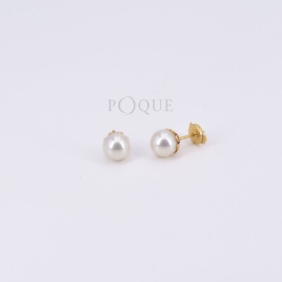 Boucles d'oreilles Poque Joaillier en or jaune 750 millièmes et perles de culture Akoya