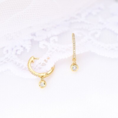 Créoles Collection Lumière or jaune 750 millièmes et diamants