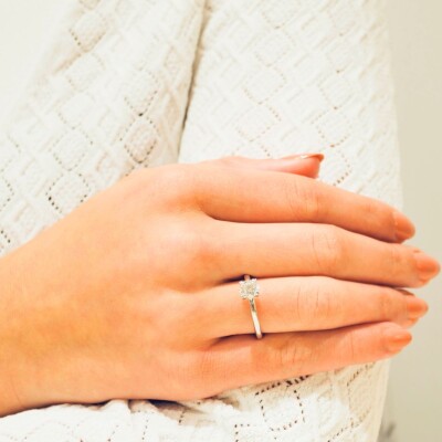 Bague de fiançailles Poque Joaillier or blanc 750 millièmes et diamant