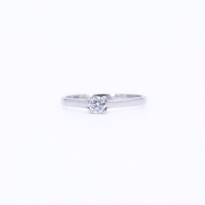 Bague Solitaire Poque Joaillier or blanc 750 millièmes et diamant