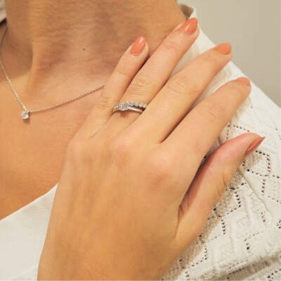 Bague Solitaire Poque Joaillier platine 950 millièmes et diamant