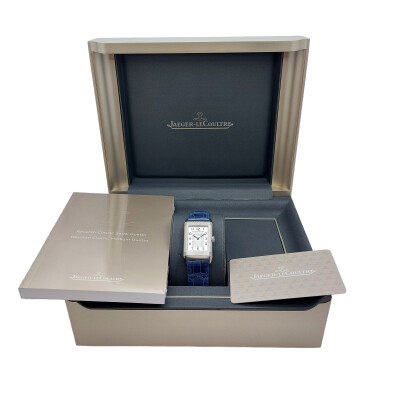 Montre Jaeger Lecoultre Reverso Classique Medium