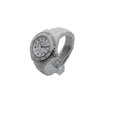 Montre Chanel J12