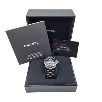 Montre Chanel J12