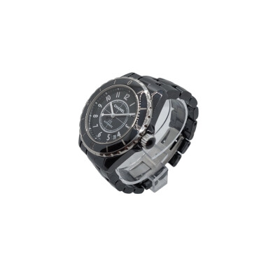 Montre Chanel J12