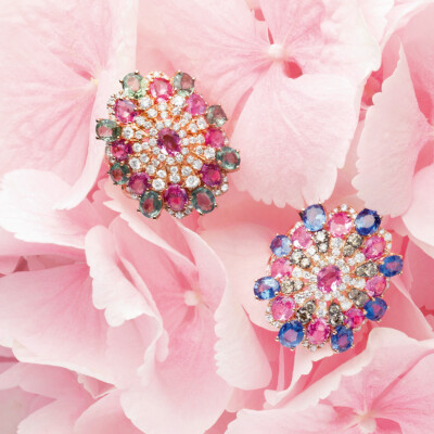 Bague Fiorina or rose, saphirs roses et verts et diamants