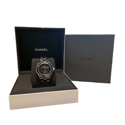 CHANEL J12