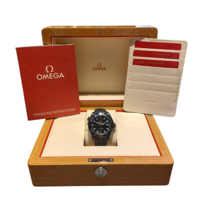 OMEGA Seamaster Planet Ocean