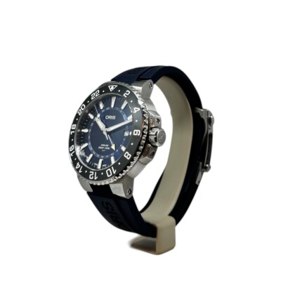 ORIS Aquis GMT Date