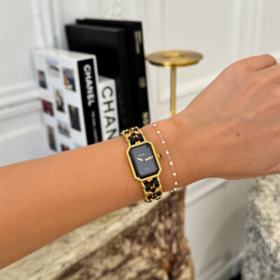CHANEL Première