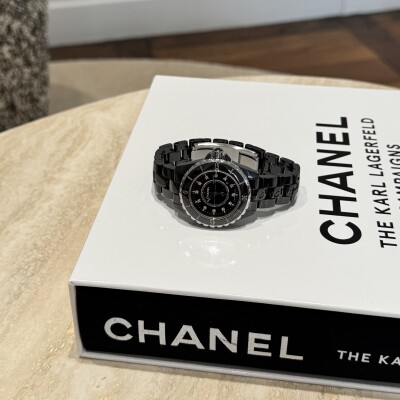 CHANEL J12