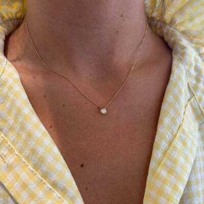 Collier en or jaune et diamants