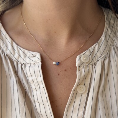 Collier or jaune, saphir et diamant