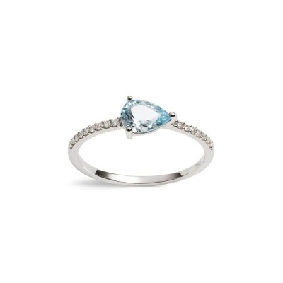 Bague or blanc, topaze bleu et diamants