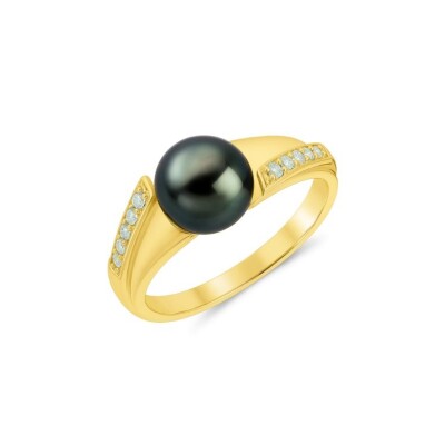 Bague or jaune, perle noire de Tahiti et diamants