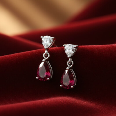 Boucles oreilles or blanc 18 cts, rubis et diamants