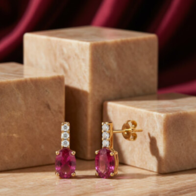 Boucles oreilles or jaune 18 cts, rubis et diamants