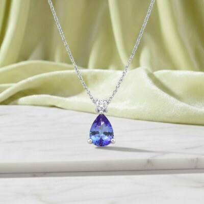 Collier or blanc 18 cts, tanzanite et diamant