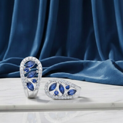 boucles d'oreilles en or blanc 18 cts, saphir et diamants