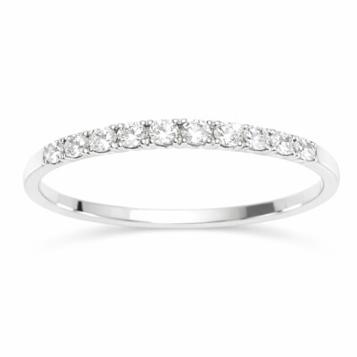 Alliance or blanc 18 cts et diamants synthétiques