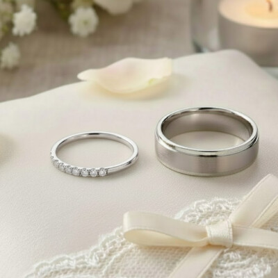 Alliance or blanc 18 cts et diamants synthétiques