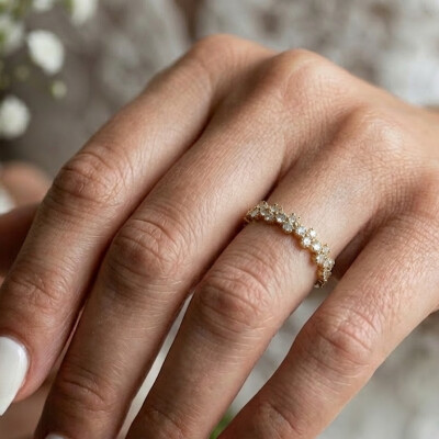 Alliance or jaune 18 cts et diamants