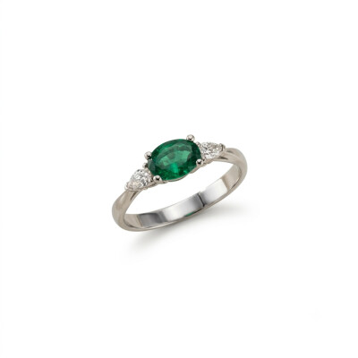 Bague or balnc 18 ct émeraude et diamants