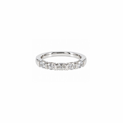Alliance en or blanc et diamants ovales