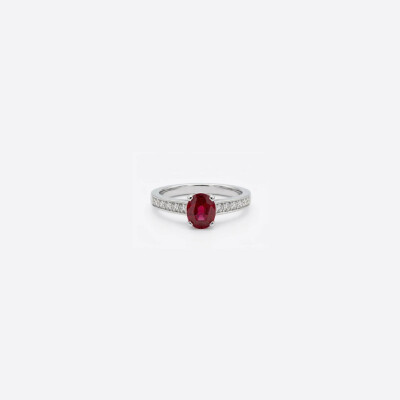 Bague or blanc rubis et diamants