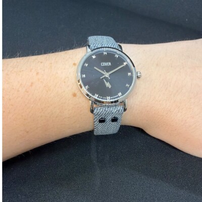 Montre Cover Femme - Cadran Noir & Bracelet Gris - Swiss Made
